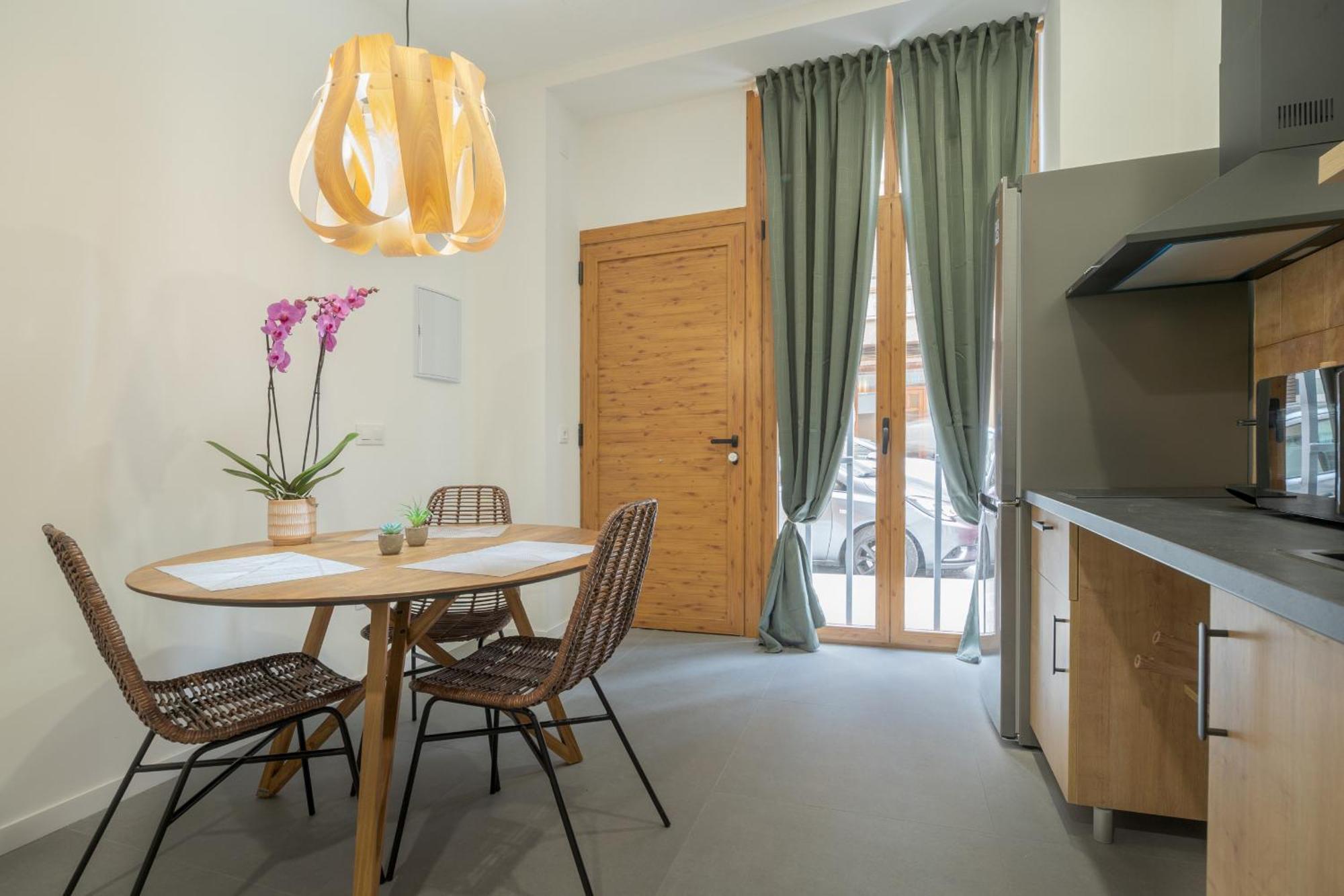 Esc - Loft Comodos Y Espaciosos Estudios Cercanos A Estacion Joaquin Sorolla Apartment *