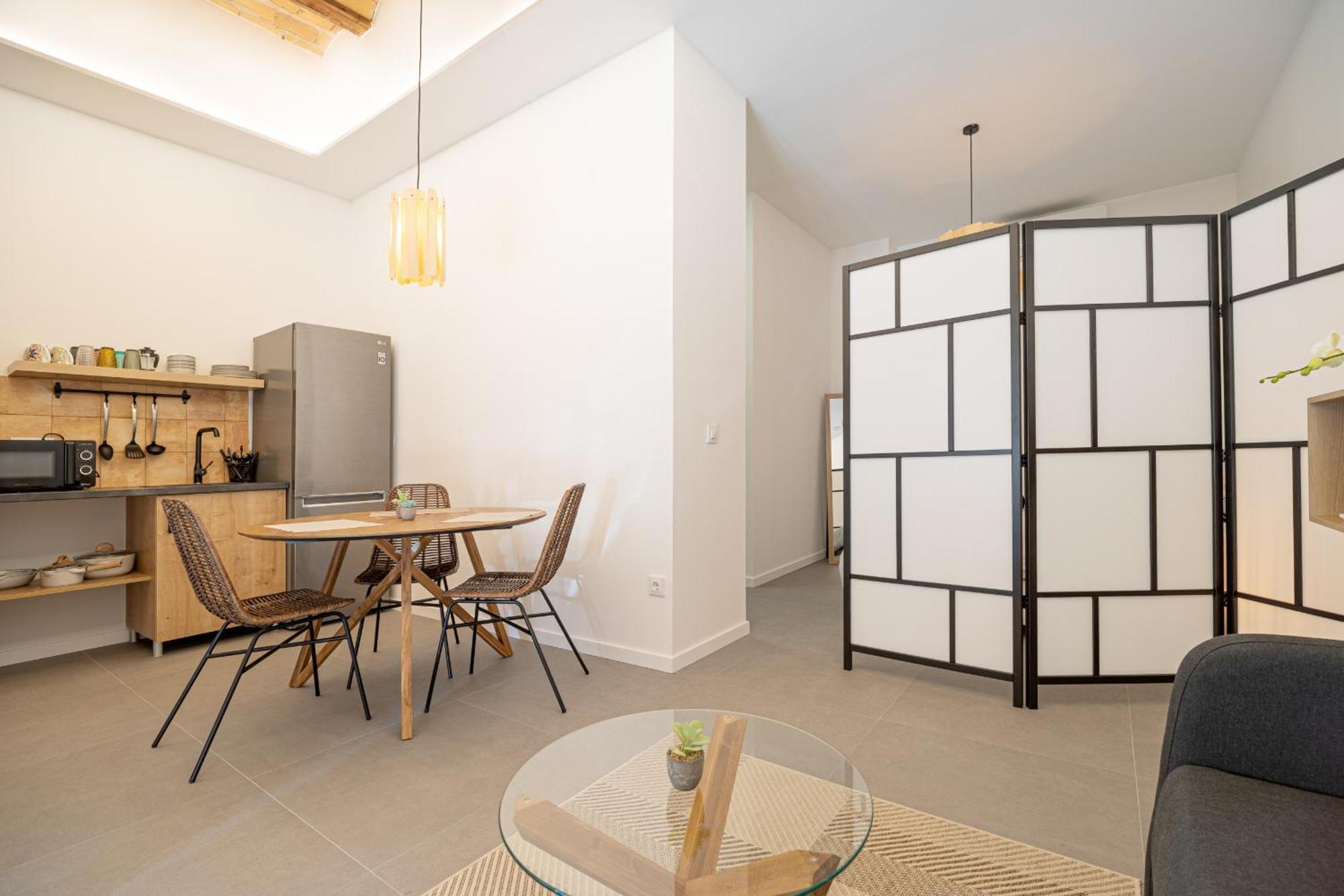 Apartment Esc - Loft Comodos Y Espaciosos Estudios Cercanos A Estacion Joaquin Sorolla